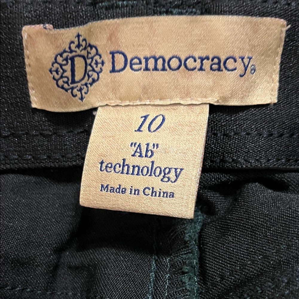 Democracy Straight Leg Jeans in Dark Green - Picture 2 of 3